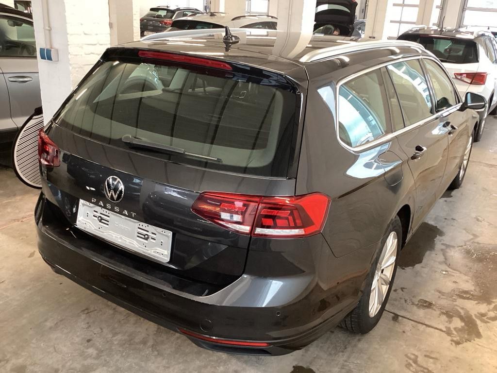 Fahrzeugabbildung Volkswagen Passat Variant Business