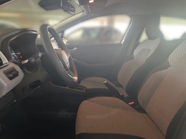 Fahrzeugabbildung Renault Clio V Evolution TCe 90 KLIMA+SHZ+KAMERA+KEYLESS