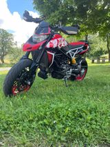 Ducati Hypermotard 950 RVE 1.Hand/Scheckheft/Zubehör  - Angebote entsprechen deinen Suchkriterien