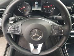 Fahrzeugabbildung Mercedes-Benz GLC 250d 4Matic Navi LED SiHz PDC RFK AHK