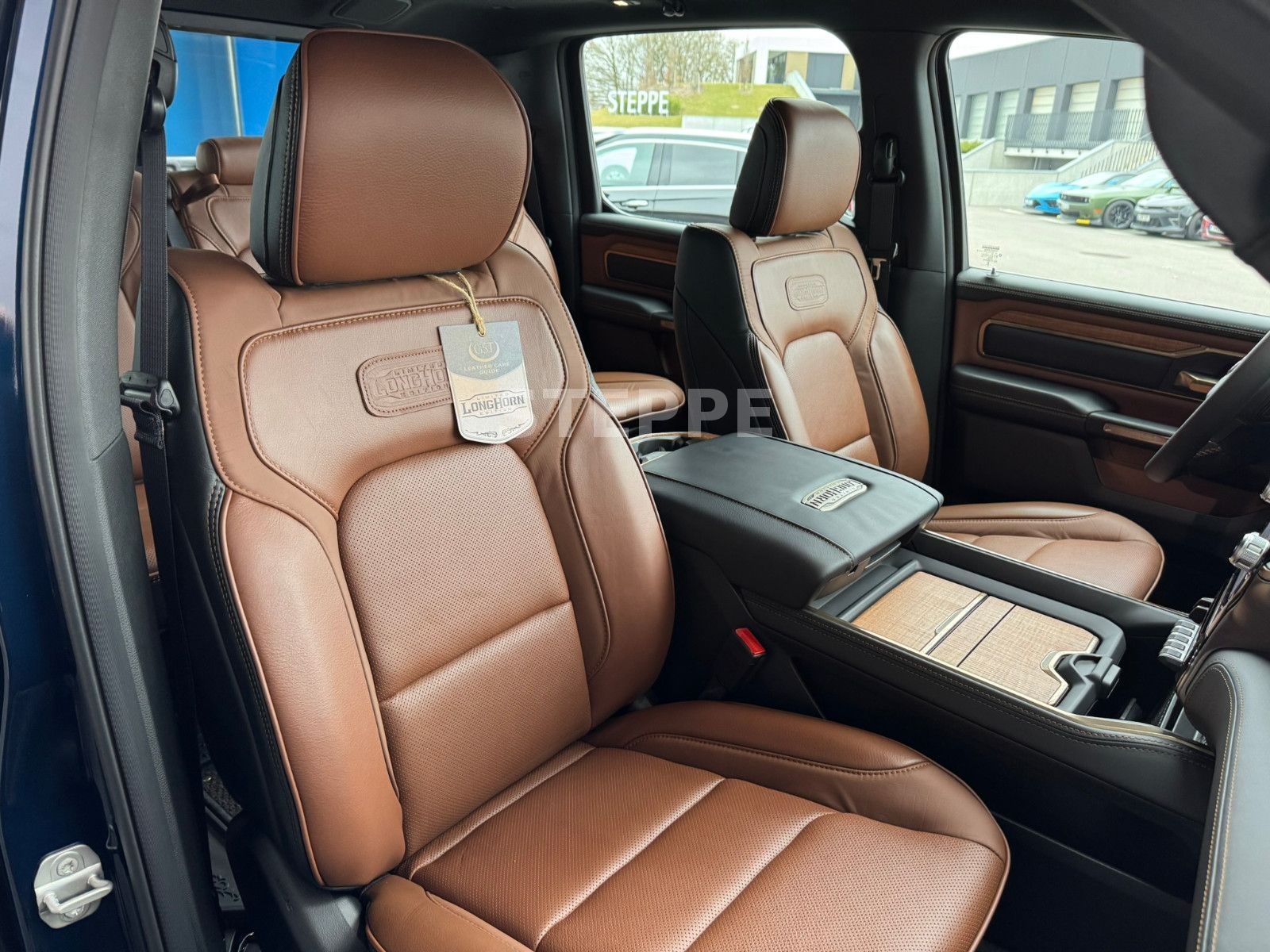 Dodge RAM 1500 5,7 V8 LONGHORN Luftfederung LPG AHK