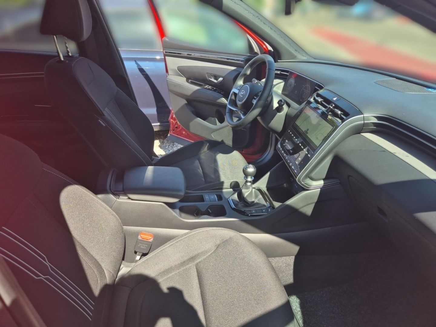 Fahrzeugabbildung Hyundai Tucson Advantage 2WD Navi Digitales Cockpit Soun