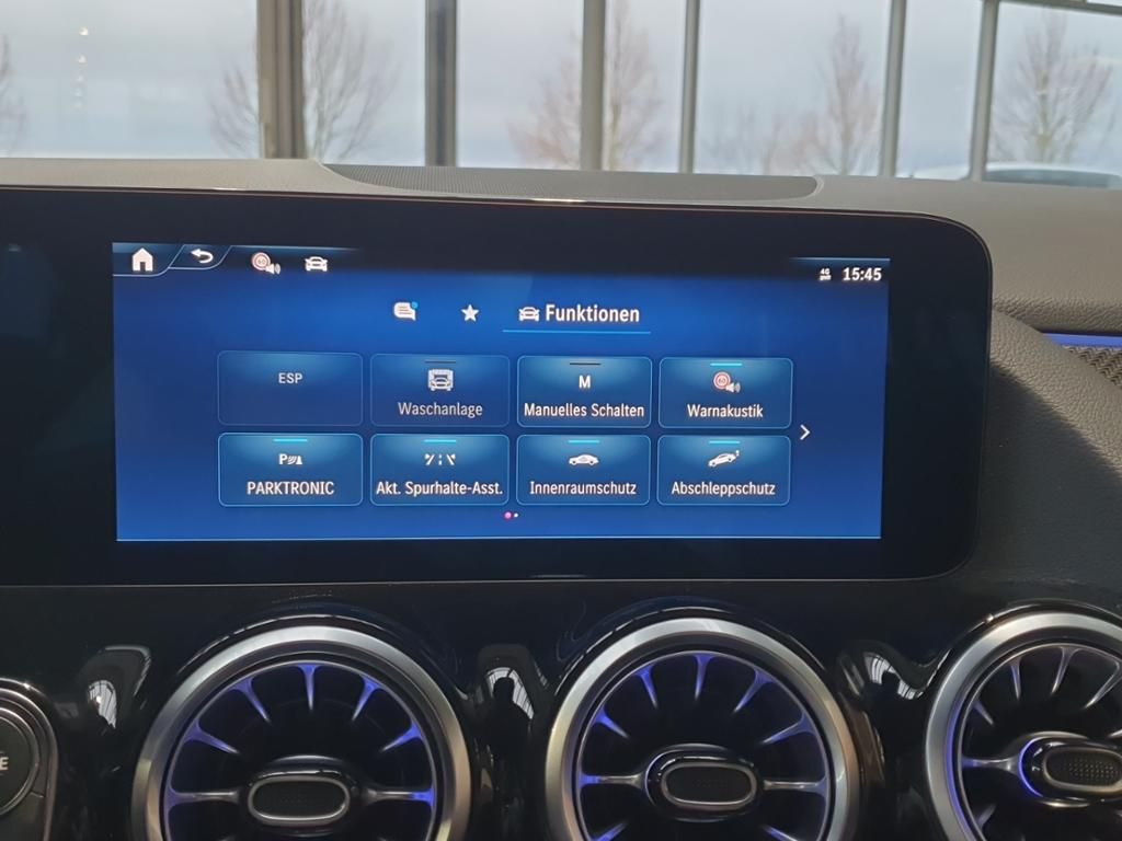 Fahrzeugabbildung Mercedes-Benz GLA 200 AMG*KeyLess*MULTIBEAM*SpurH*PDC*RFK*AHK