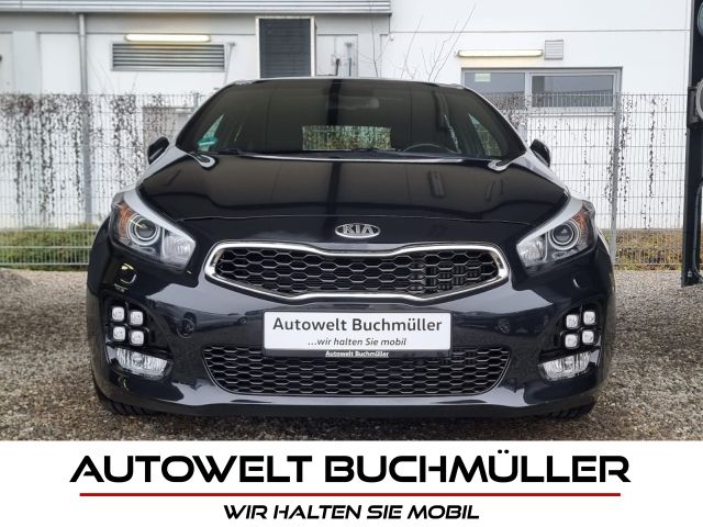 Kia Ceed 1.6 GT-LINE AUTO.PANO,NAVI,XENON,KAMERA