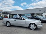 Mercedes-Benz E 320 Cabrio/Sammler mit echter Vollausstatt. - Mercedes-Benz E 320 aus 1994