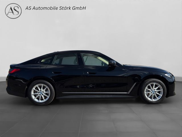 Fahrzeugabbildung BMW i4 40 eDrive Gran Coupé LED+Kamera+Leder+Sportsi