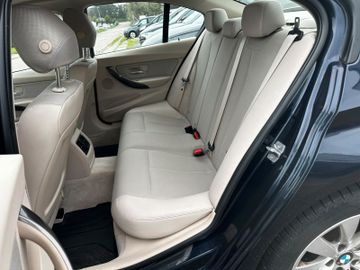 BMW 320 - 9