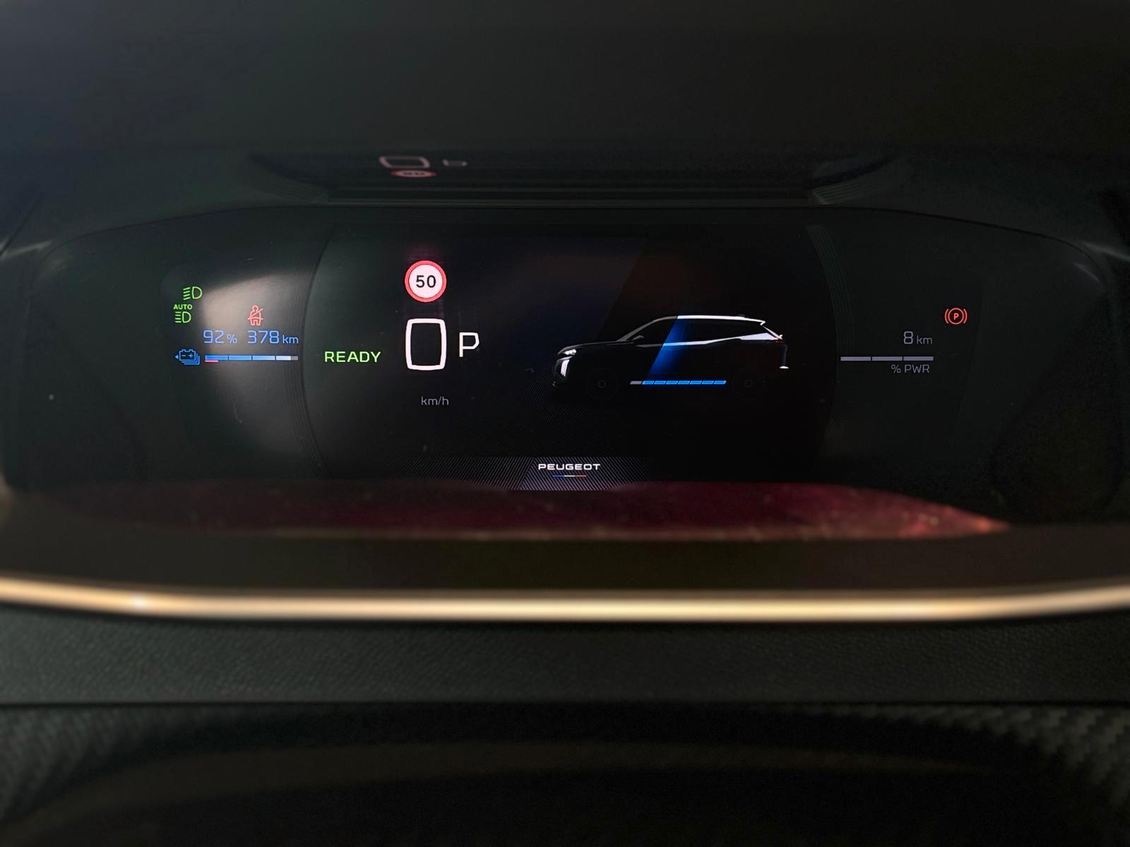 Peugeot e-2008 GT Exclusive