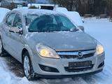 Opel Astra H Lim. CATCH ME - Opel Astra: Catch Me