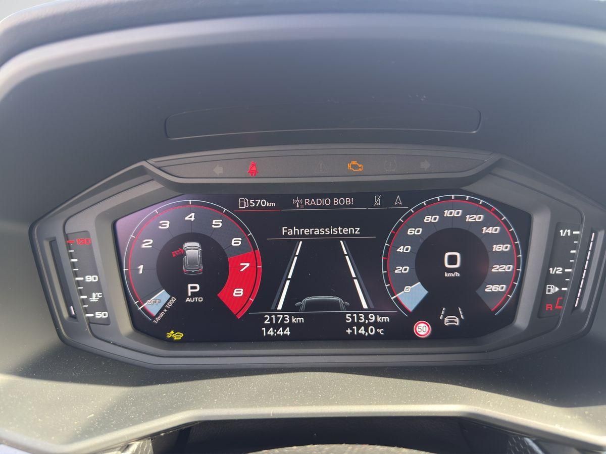 Fahrzeugabbildung Audi A1 Sportback S line 35 TFSI 110 kW
