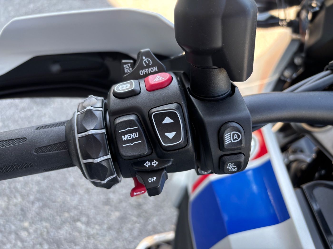 Fahrzeugabbildung BMW R 1300 GS Trophy 5 Pakete ASA Enduro-Paket
