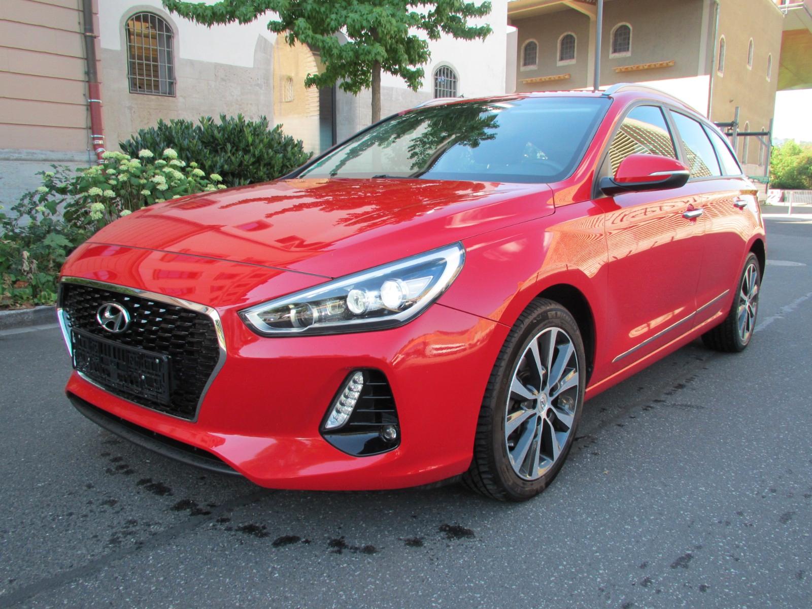 Hyundai i30 cw Trend LED Klima PDC Kamera