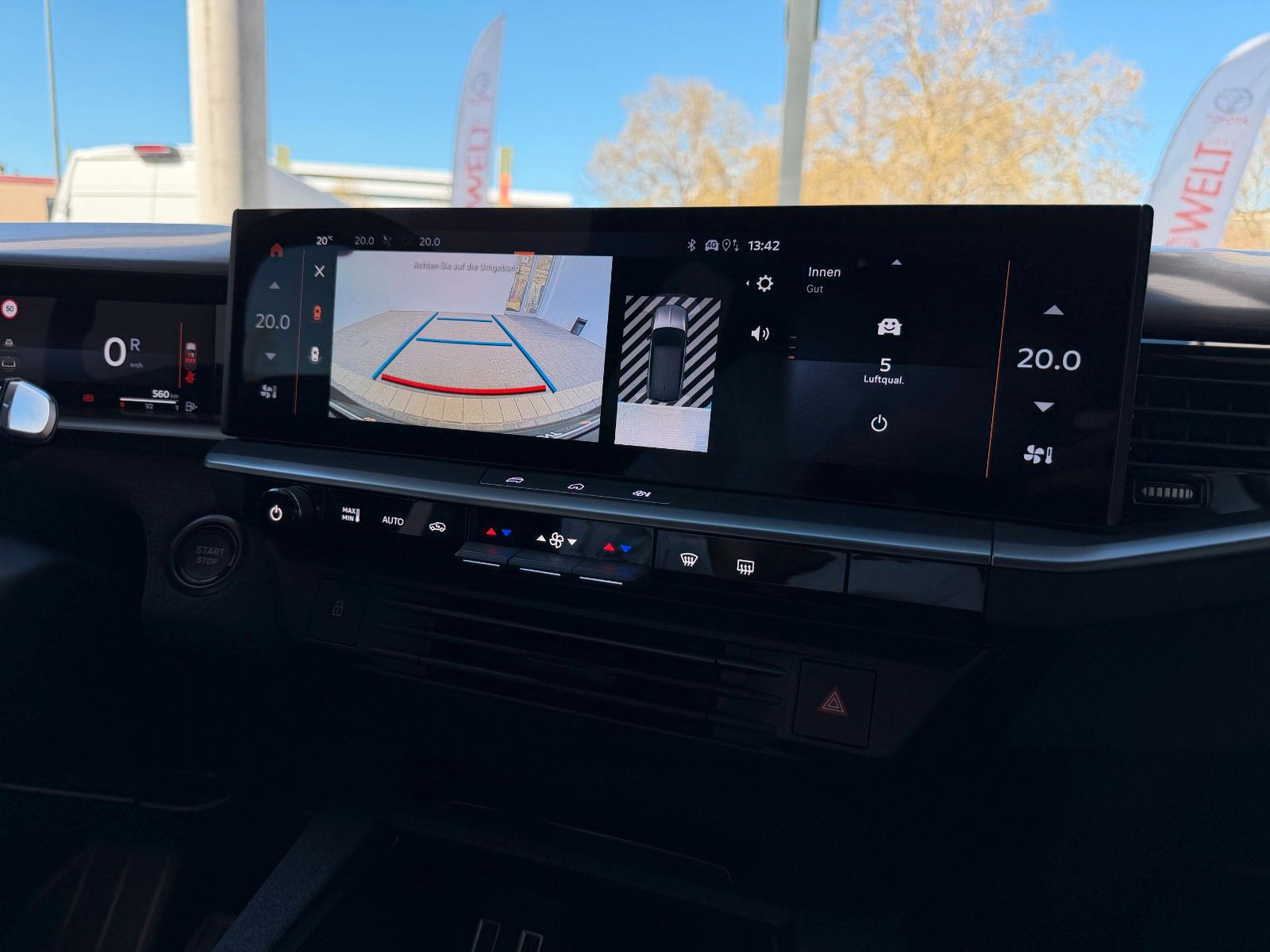 Fahrzeugabbildung Opel Grandland Edition 136PS Hybrid LED/Navi/Kamera!