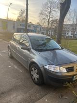 Renault Megane Grandtour Authentique 1.4 16V Authentique - Renault Megane aus 2004: Kombi
