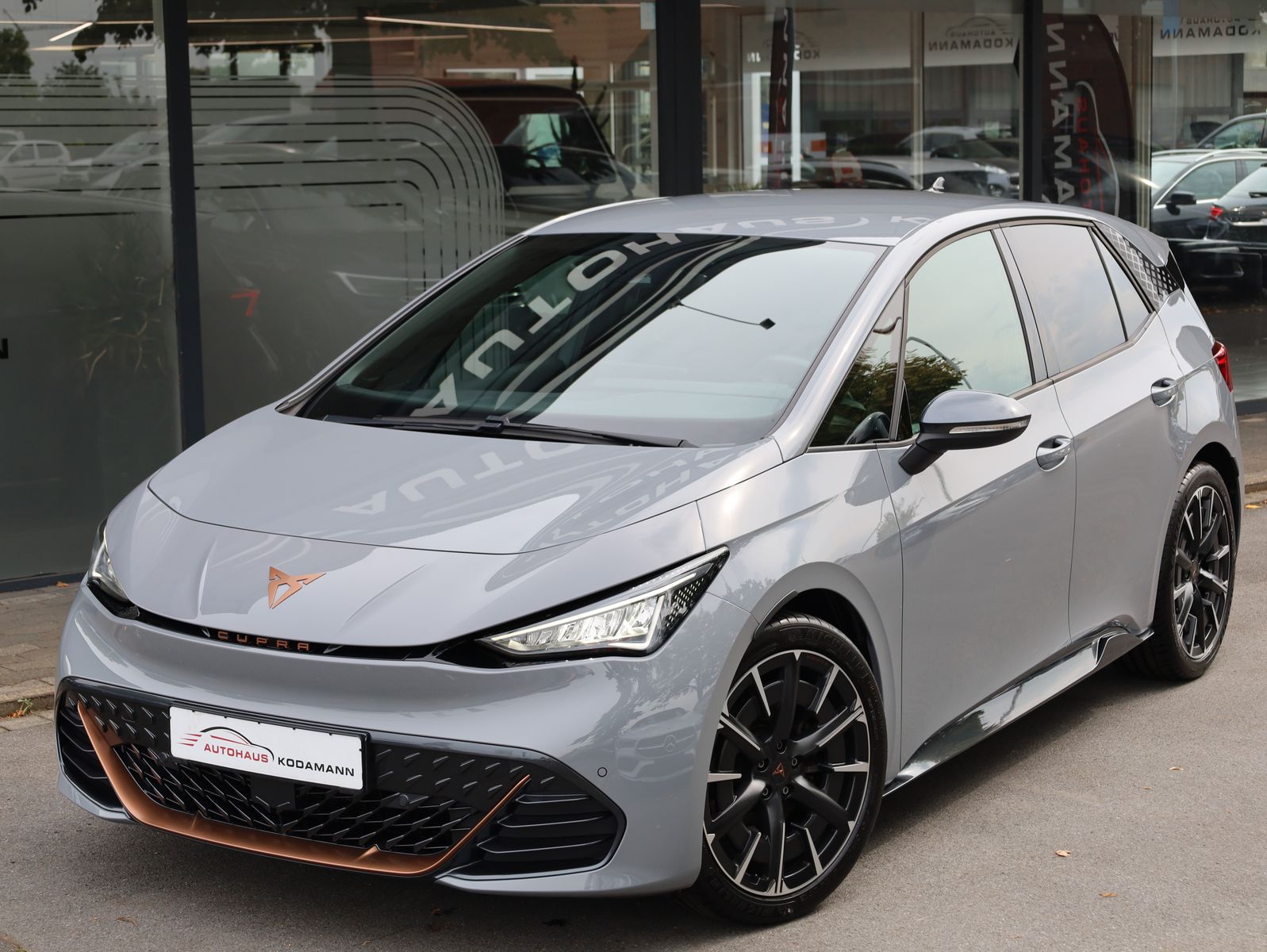 Cupra Born Keyless*Virtual*Kamera*Wärmepumpe *20"Alu* imagem 2