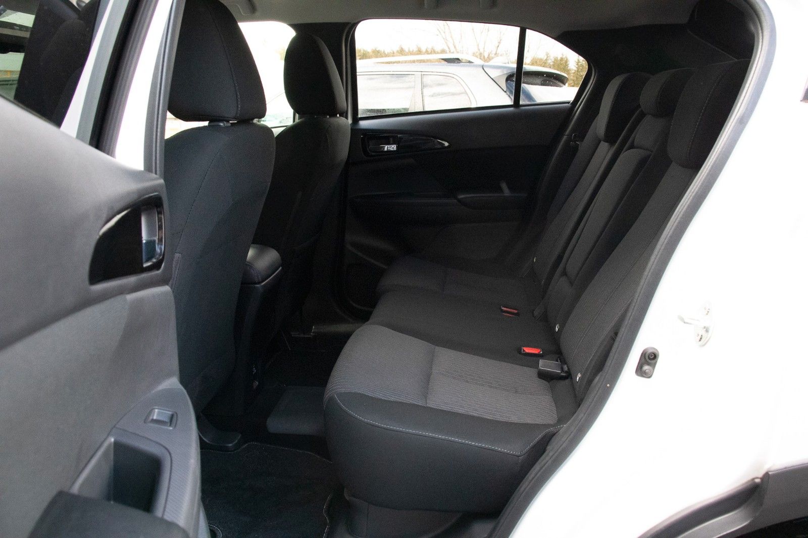 Fahrzeugabbildung Mitsubishi Eclipse Cross 2.4 Basis Plug in Hybrid 4WD Autom