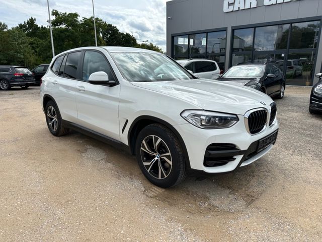 BMW X3 xDrive 20 i *Navi*LED*AHK*