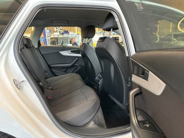 MYAUTOCENTER – Gebraucht- und Jahreswagen mit Werkstattservice in Pfaffenhofen Audi A4 Avant *TEMPO*NAVI*LED*KLIMAAUTO*SitzHZ*1-Hand