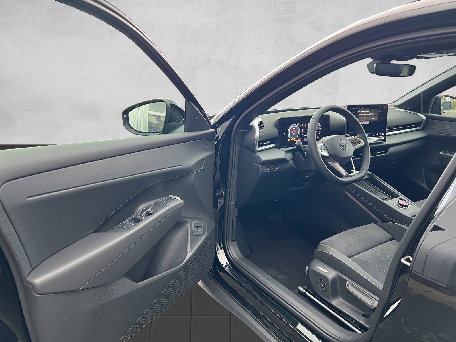 T-Roc Style 1.5 l eTSI OPF 110 kW (150 PS) 7-Gan