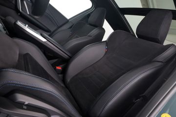 BMW X1 xDrive23d M Sport PANO ACC RFK AHK 18" 8-fach