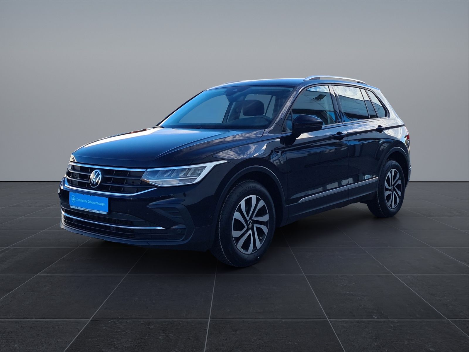Volkswagen Tiguan 2.0 TDI DSG Active+AHK+STANDHEIZ+NAVI+LED imagem 2