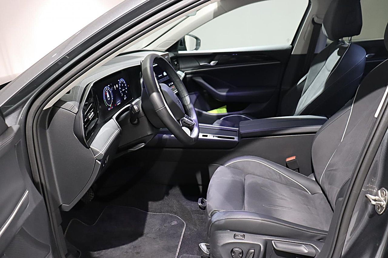 Volkswagen Passat - Bild 22