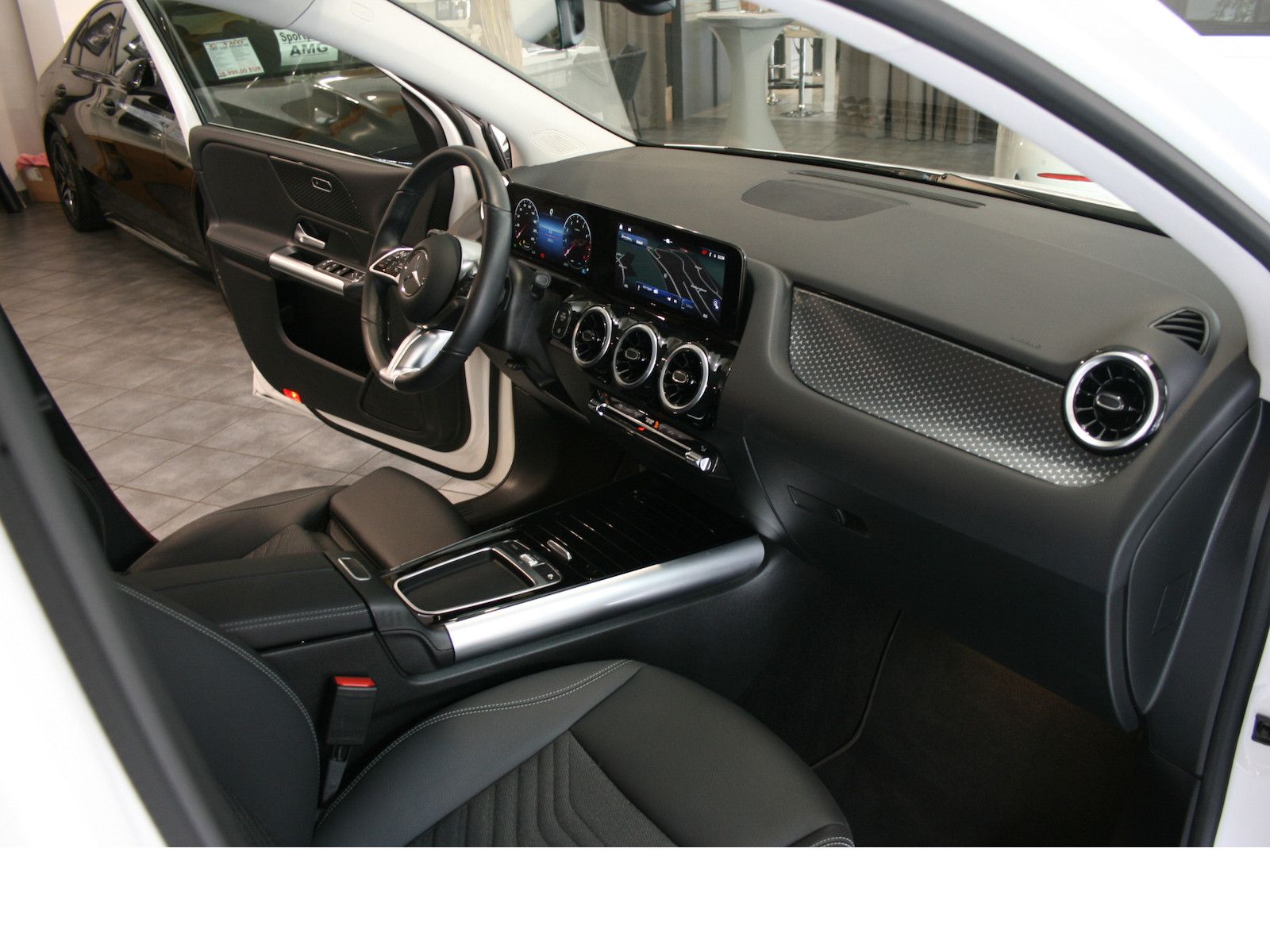Fahrzeugabbildung Mercedes-Benz B 200 Progres. Advanced *Totwinkel*Winter-Paket*
