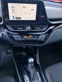 Toyota C-HR - 6