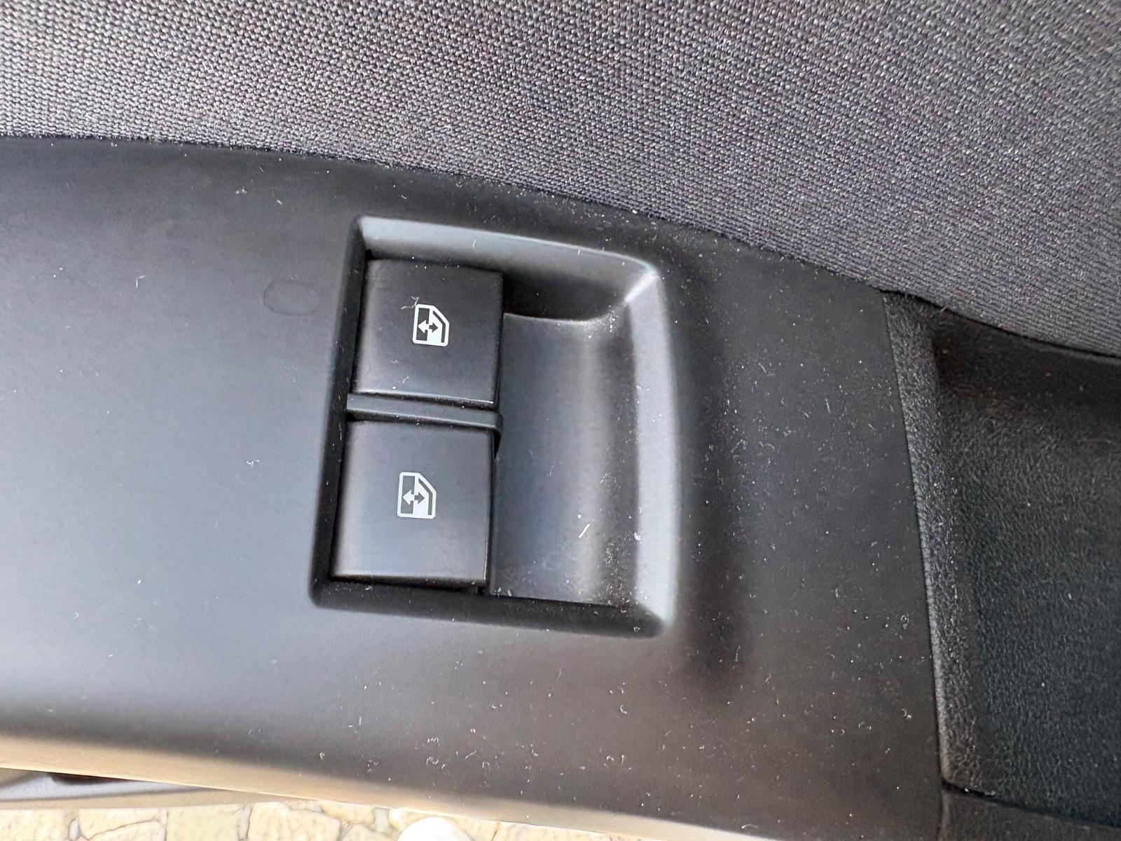 Opel Meriva 2015 — photo 20