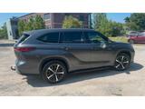 Toyota Highlander 2.5-l Hybrid Luxury - Toyota Highlander Gebrauchtwagen