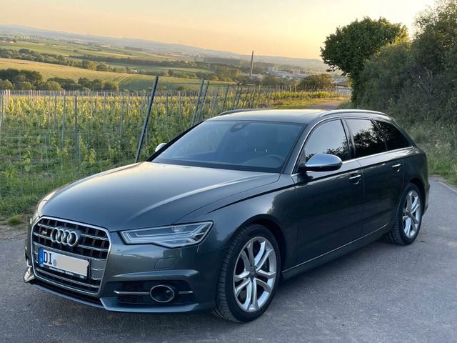 AUDI S6 Avant 4.0 TFSI V8 quattro 450PS
