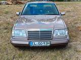 Mercedes-Benz 200 - Mercedes-Benz 200 aus 1993
