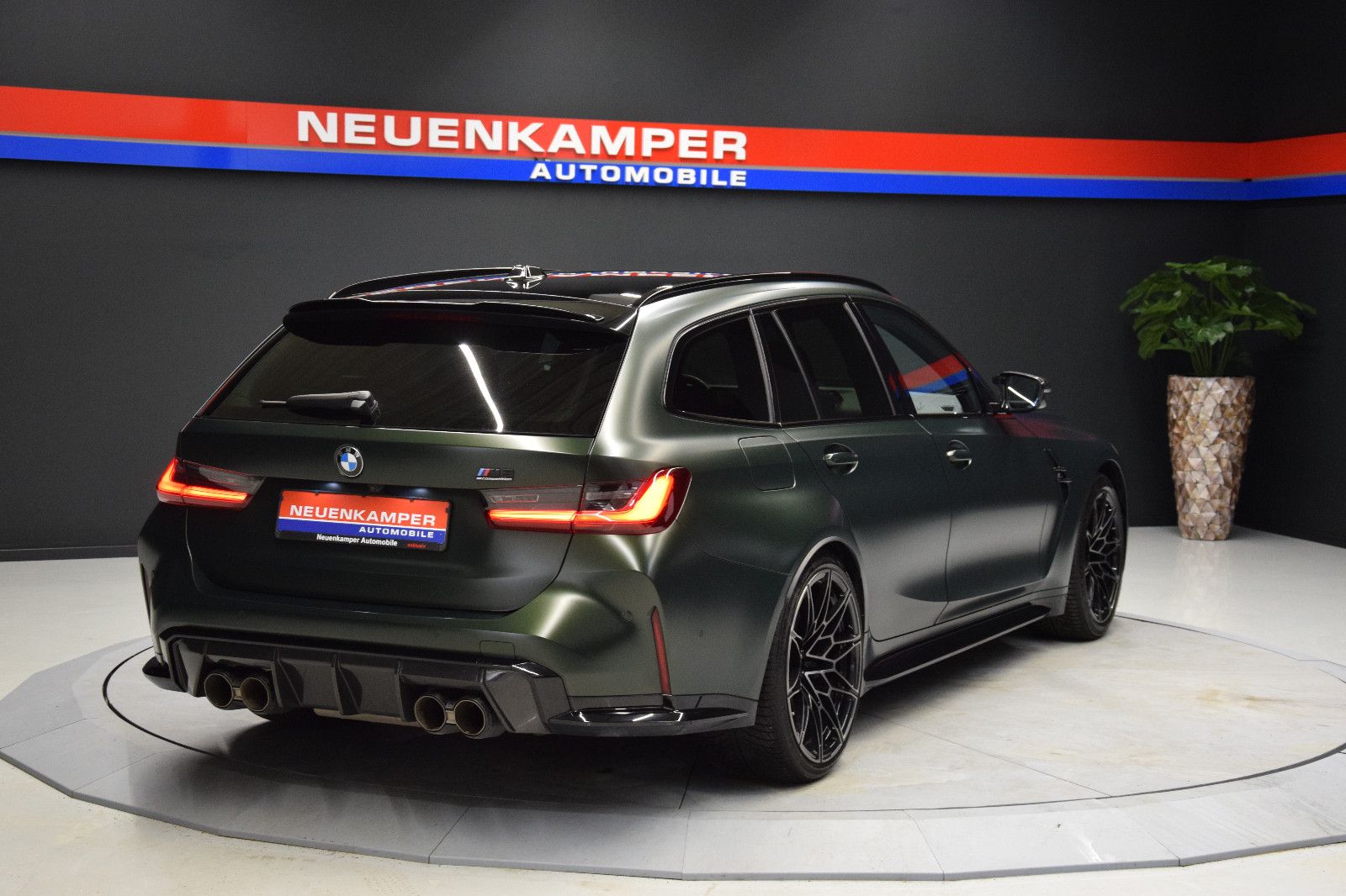 Fahrzeugabbildung BMW M3 Touring xDrive Competition Akrapovic Anlage