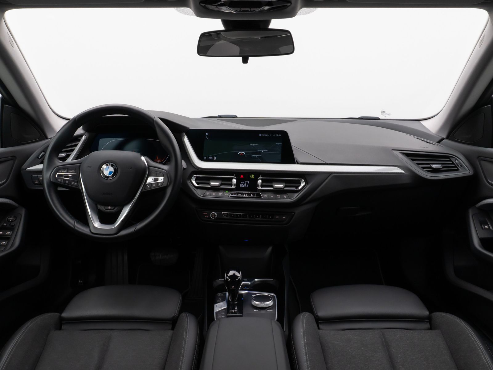 Fahrzeugabbildung BMW 220d Gran Coupé SportLine Kamera DAB HiFi Lenkrh