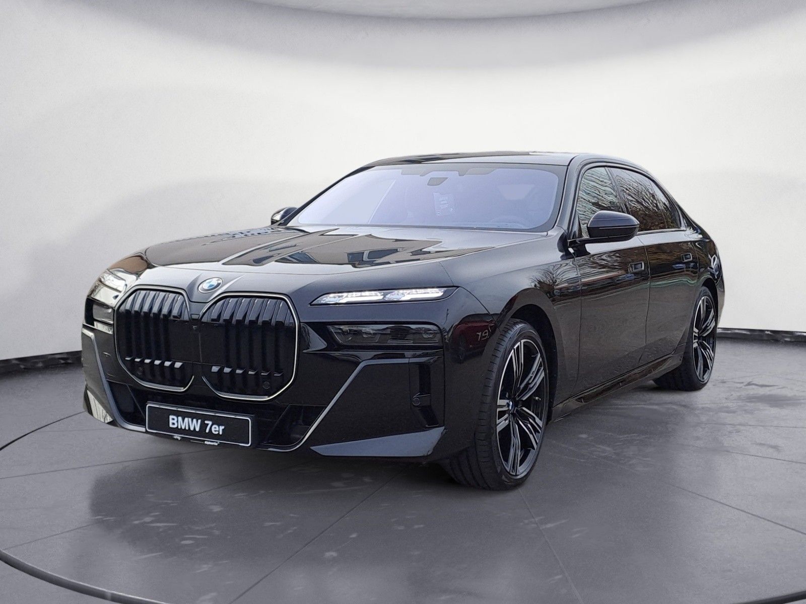 BMW 740d xDrive Executive Connoisseur M-Sport imagem 2