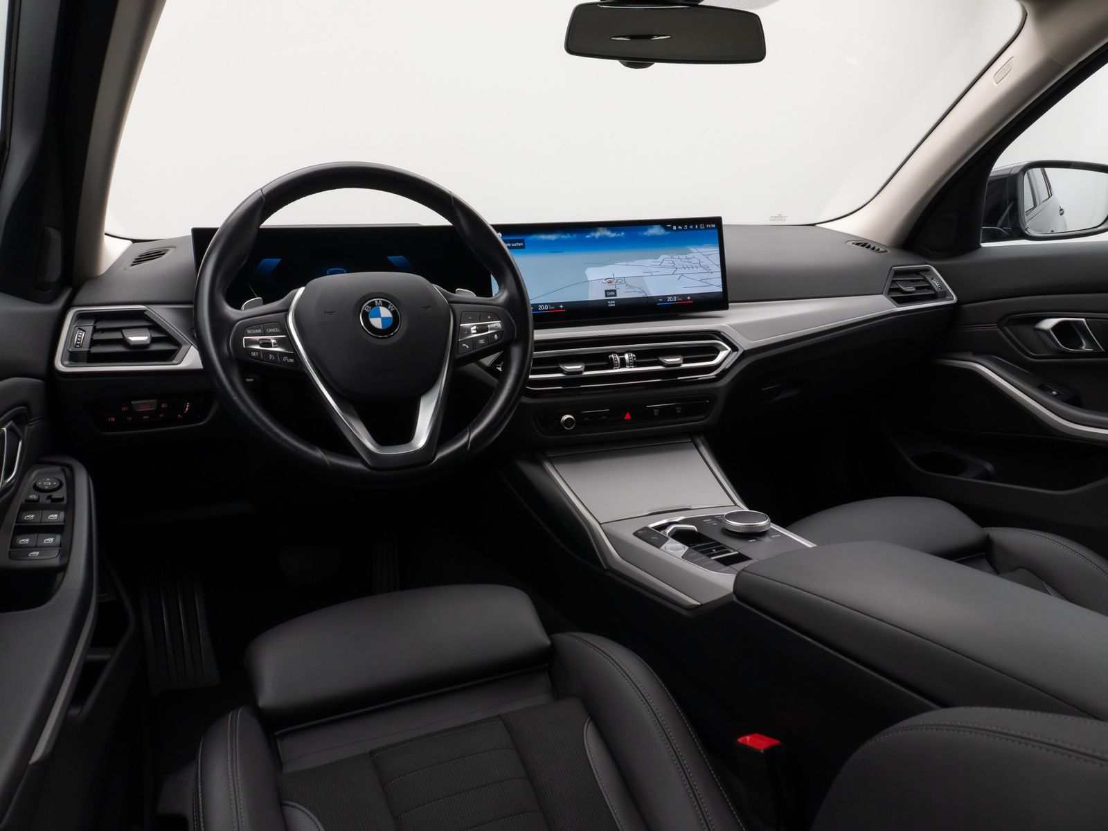 Fahrzeugabbildung BMW 320d Kamera DAB HiFi Leder Komfort Sport LED