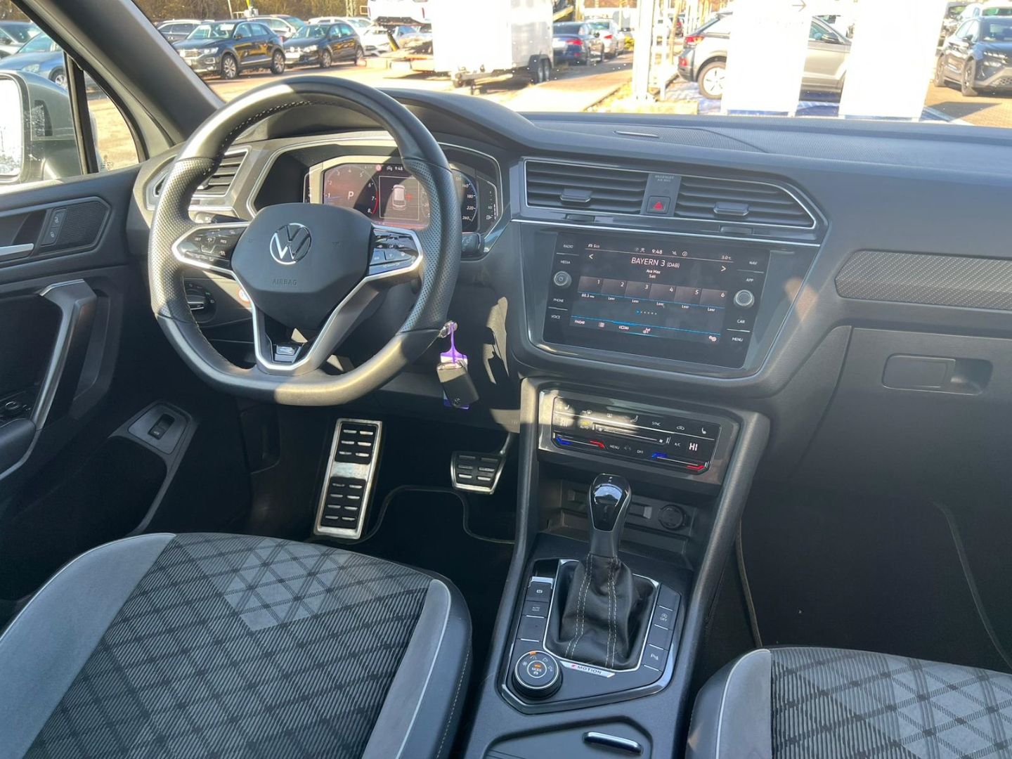 Tiguan Allspace 2.0TSI4M R-Line IQ*Kamera7Sitze!