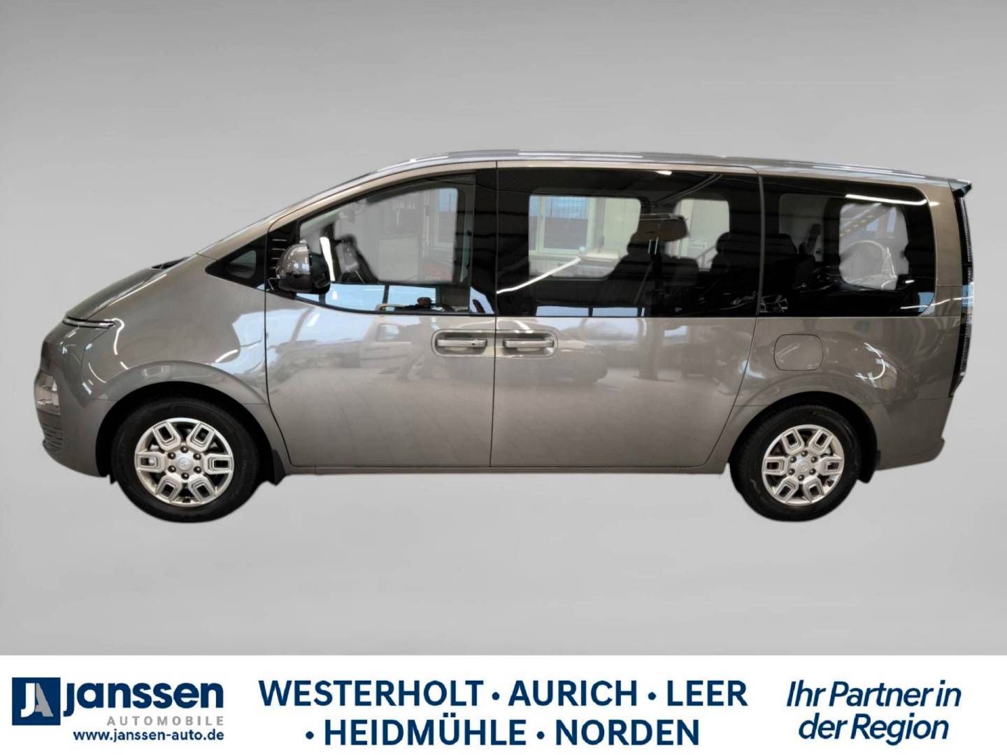 Fahrzeugabbildung Hyundai STARIA 9-Sitzer TREND
