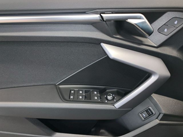 A3 Sportback 30 TFSI ADVANCED NAVI+KAMERA+STHZG+