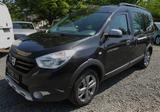 Dacia Dokker Stepway Navi Alu Allwetter Sitzheizung - Dacia in Leipzig