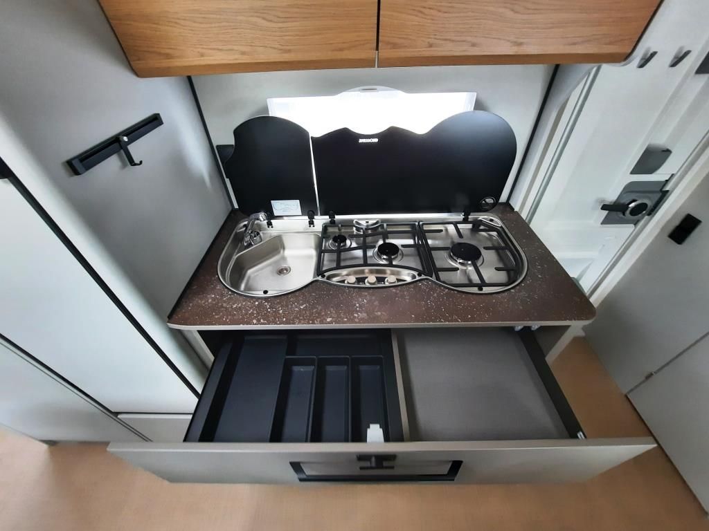 Fahrzeugabbildung Bürstner B66 560 TK Verfüg./Sparen Sie 4.630,- €