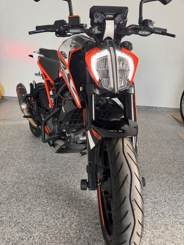 KTM 125 Duke