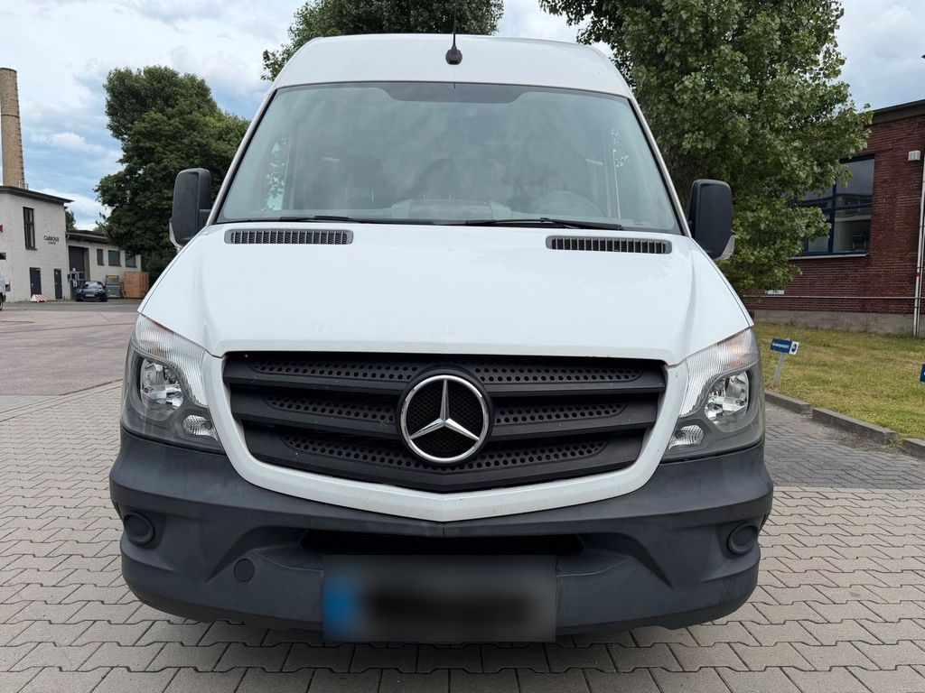 Image of Mercedes-Benz Sprinter