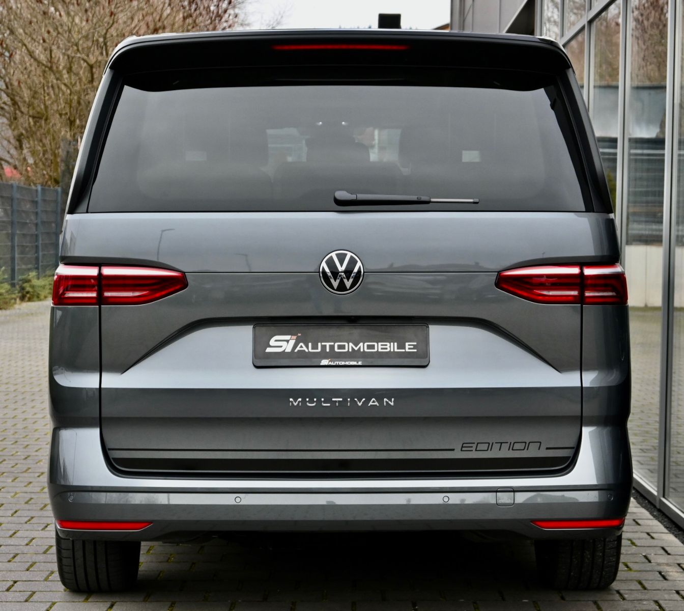 Fahrzeugabbildung Volkswagen T7 Multivan 2.0 TSI DSG Lang Edition °360°STHZ°