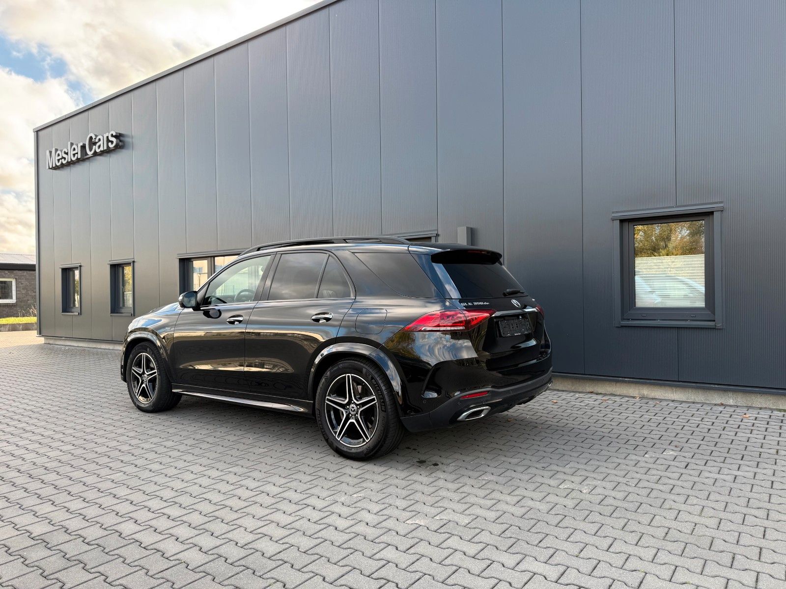 Mercedes-Benz GLE 350 de,AMG.Panor,Distr,Ke-Go,360K,AIRMATIC,