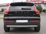 Volvo XC40 2.0 M-Hybrid Core LED Navi ACC Kamera USB - Volvo: Us
