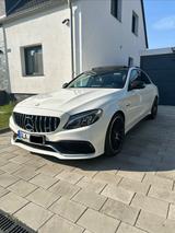 Mercedes-Benz Mercedes-AMG C 63 S PANO/carbon/Burmester/Headup - Mercedes-Benz C 63 AMG in Essen
