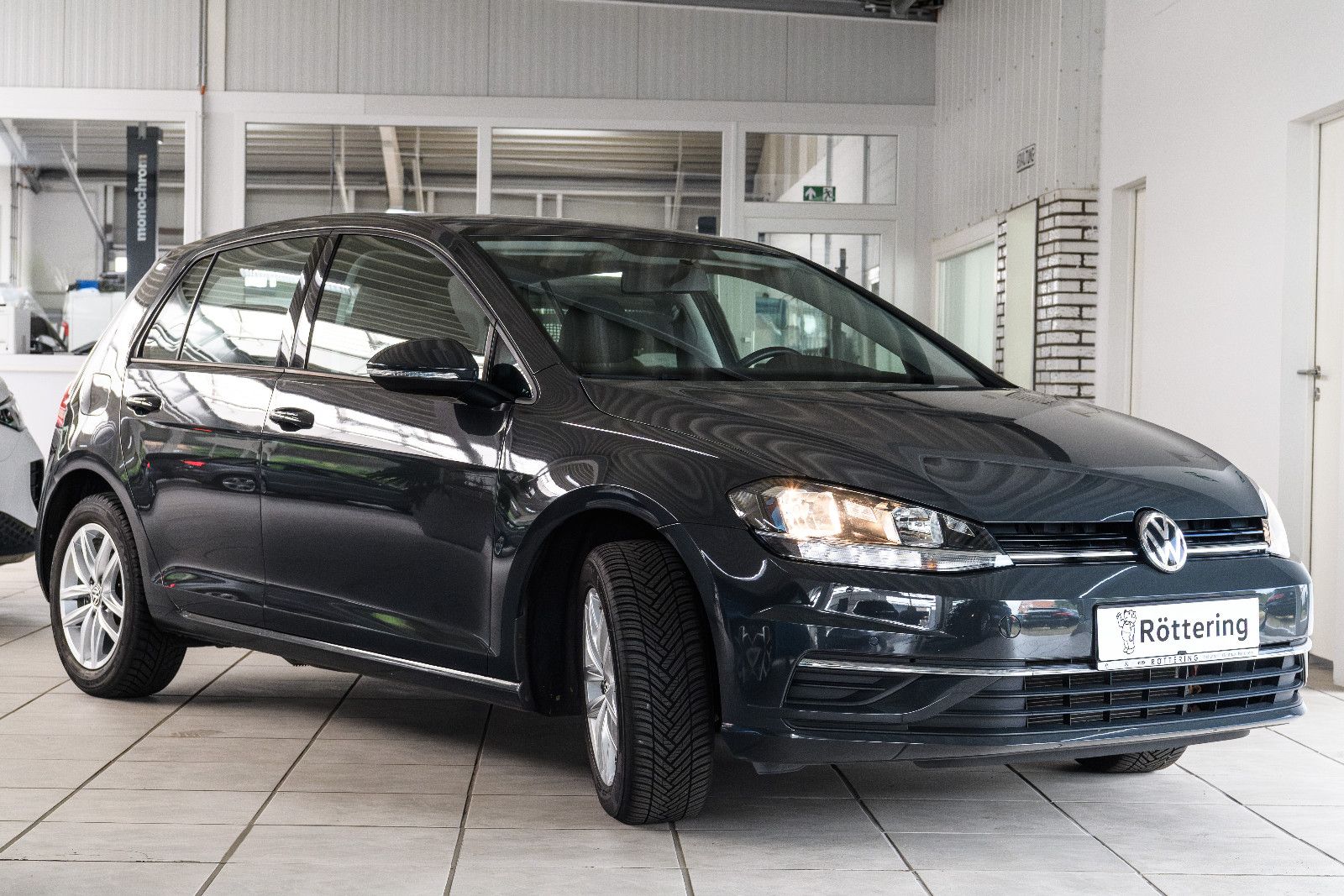 Fahrzeugabbildung Volkswagen Golf VII1.0l TSI Comfortline + GJR + Klima