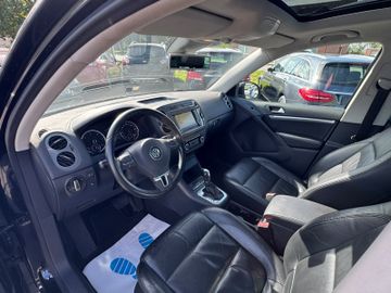 Volkswagen Tiguan - 10