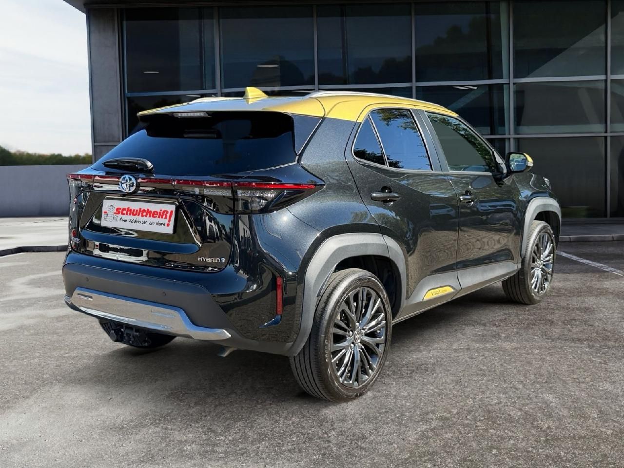 Fahrzeugabbildung Toyota Yaris Cross Hybrid FWD Adventure